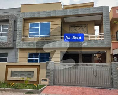 10 Marla Like New Ground Portion For Rent In Bahria Town Phase 4