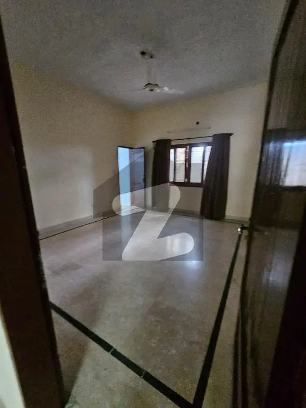 Bungalow Is Available For Sale In DHA Phase 1