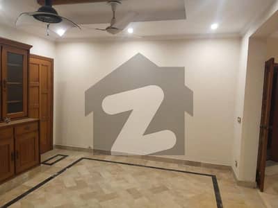 10 Marla Beautiful Old House For Sale In Dha Phase 3