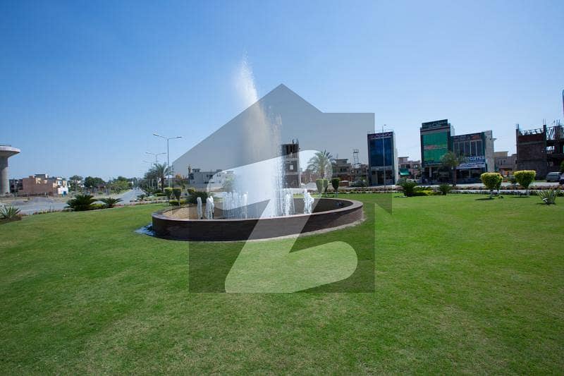 Prime Location 10 Marla Plots For Sale in Overseas Block, Park View City Lahore