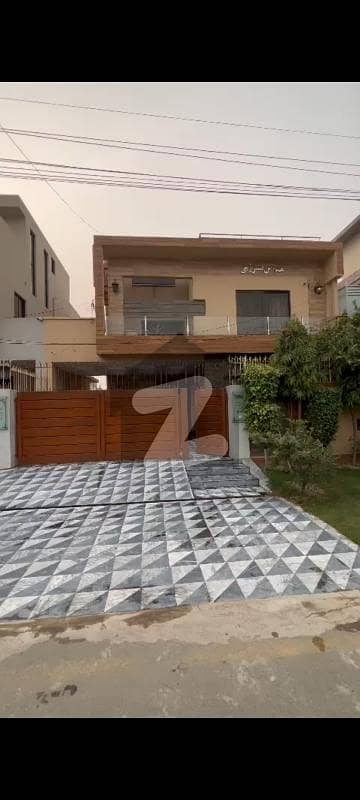F Block 10 Slightly Used Double Storey House For Sale On 80 Ft Road