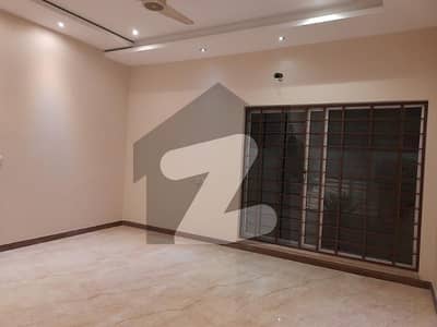 1 Kanal Full Basement Luxury Bungalow Available For Sale In DHA Phase 3
