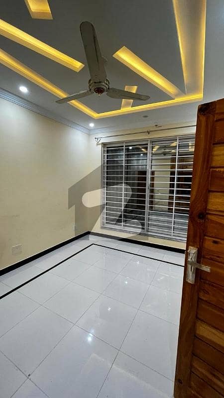 4 Marla Upper Portion for Rent In G13 Islamabad