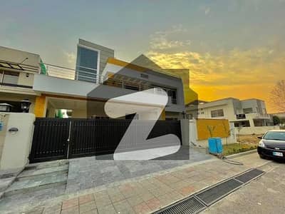 1 Kanal Lavish House For Sale In Jasmine Block Bahria Town Lahore