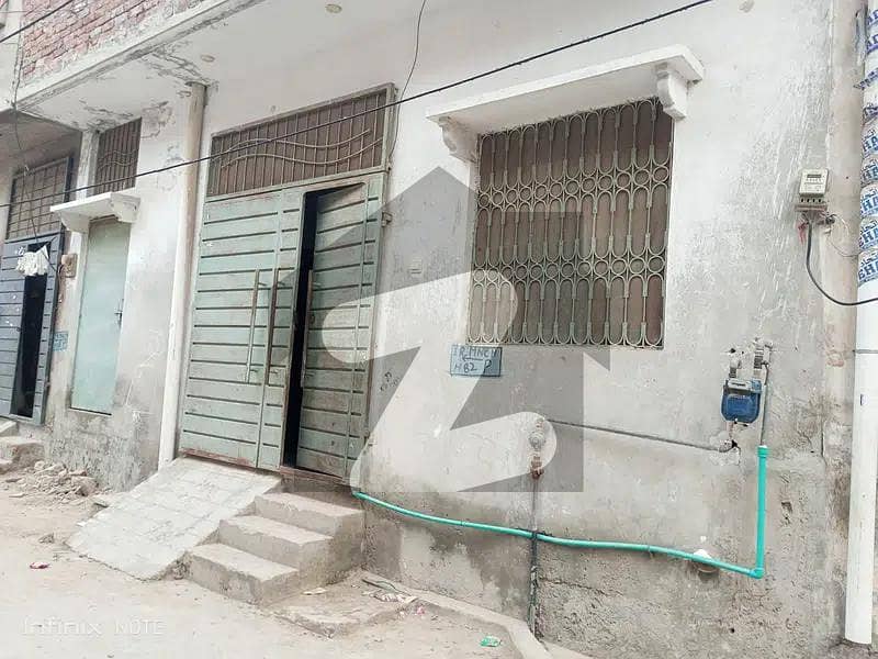 اعوان مارکیٹ فیروزپور روڈ,لاہور میں 2 کمروں کا 5 مرلہ مکان 84.0 لاکھ میں برائے فروخت۔