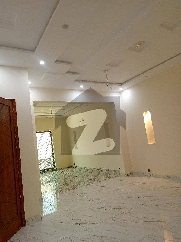 ایل ڈی اے ایوینیو ۔ بلاک جے ایل ڈی اے ایوینیو,لاہور میں 2 کمروں کا 10 مرلہ بالائی پورشن 48.0 ہزار میں کرایہ پر دستیاب ہے۔