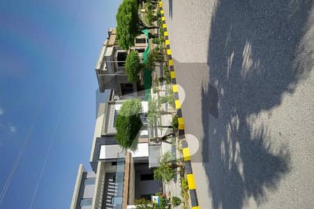 1 kanal main boulevard plot available for sale on investor price in Taj Residencia Tulip block