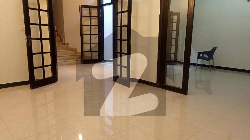 Beautiful One Kanal Full House Available For Rent In B-17 Islamabad, Block B