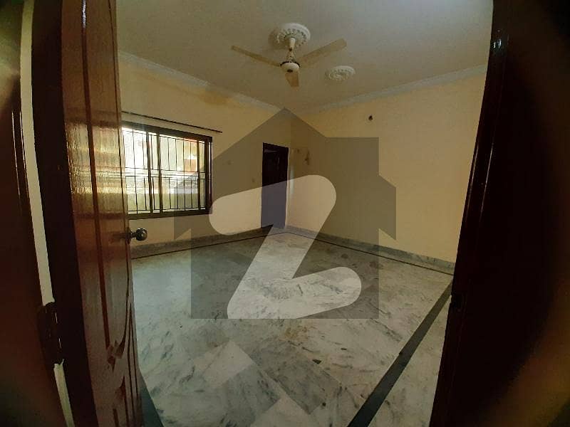 2 Bed Upper Portion For Rent On 7 Marla With Gas
