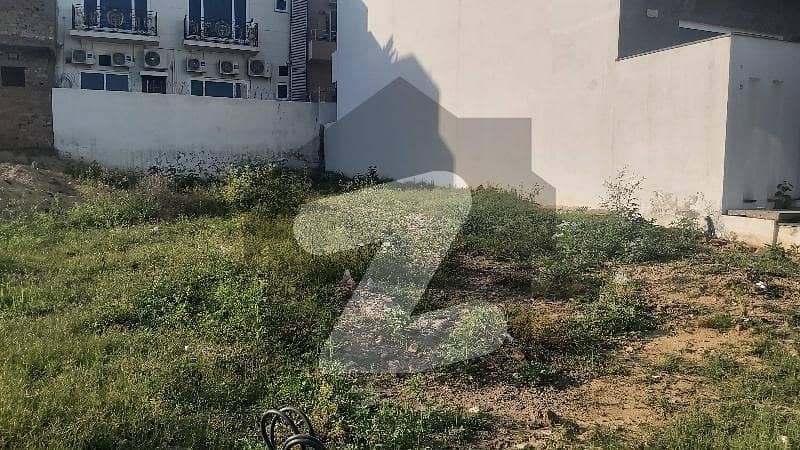 25x40 Size Margalla Facing Level Plot Is For Sale