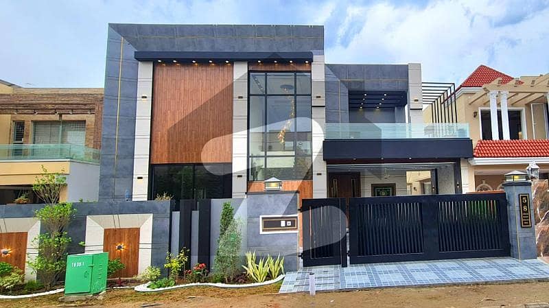 One Kanal Modern Design House in Bahria Town Lahore