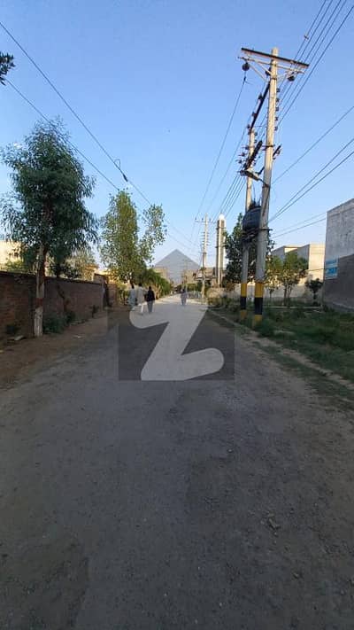 شاداب گارڈن لاہور میں 3 مرلہ رہائشی پلاٹ 55.0 لاکھ میں برائے فروخت۔