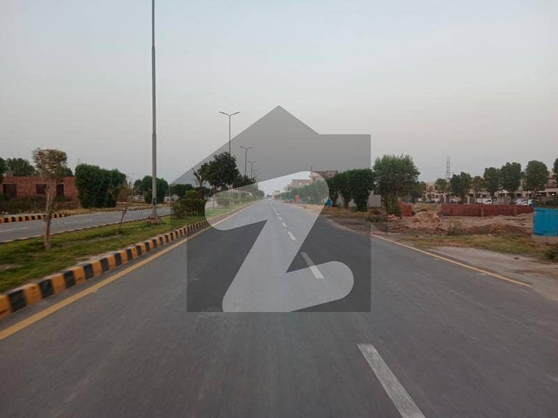 لاہور موٹر وے سٹی ۔ بلاک ٹی لاھور موٹروے سٹی,لاہور میں 10 مرلہ رہائشی پلاٹ 42.5 لاکھ میں برائے فروخت۔