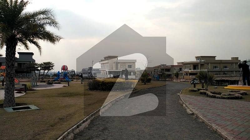 Bahria Enclave - Sector F Residential Plot For sale Sized 8 Marla