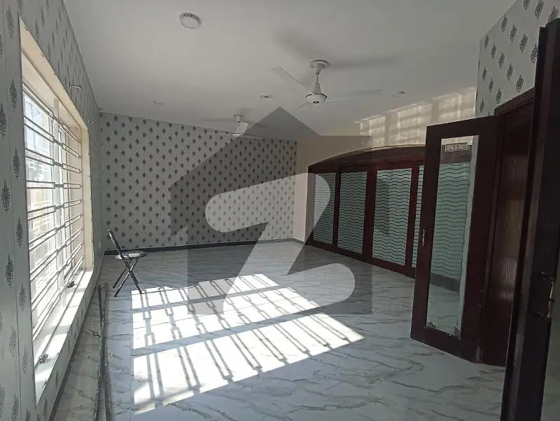 10 Marla House available for rent in sector A