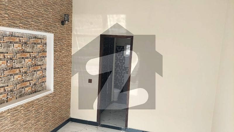 5 MARLA BEAUTIFUL HOUSE AVAILABLE FOR RENT IN DHA RAHBER 11 SECTOR 2 BLOCK H