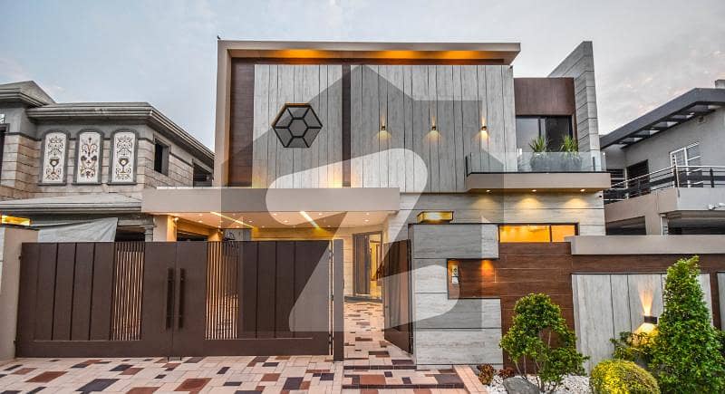 10 Marla Beautifully Designed Modern House For Sale DHA Phase 4
