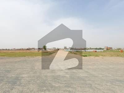 5 Marla Beautiful Location Plot For Sale Near By Park And Commercial Market