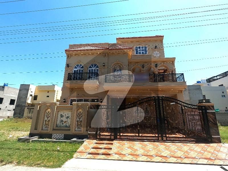 Prime Location 10 Marla House For Sale In Jubilee Town - Block B