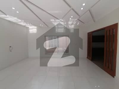 Double Storey 32 Marla House Available In Multan Public School Road For rent
