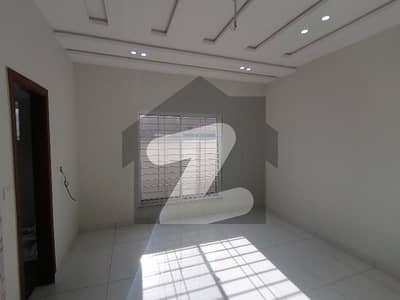 Double Storey 4 Marla House Available In Model Town For Sale