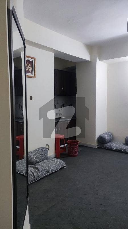 یونیورسٹی ٹاؤن پشاور میں 3 کمروں کا 6 مرلہ فلیٹ 55.0 ہزار میں کرایہ پر دستیاب ہے۔