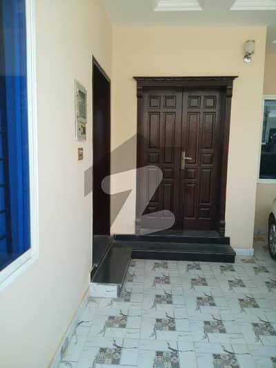 5.5 Marla House For Rent In Wapda Town Phase 1