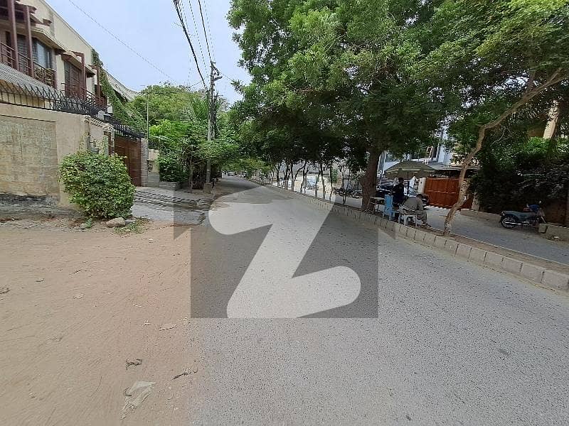 ڈی ایچ اے فیز 8 - زون بی ڈی ایچ اے فیز 8,ڈی ایچ اے ڈیفینس,کراچی میں 5 مرلہ رہائشی پلاٹ 2.9 کروڑ میں برائے فروخت۔