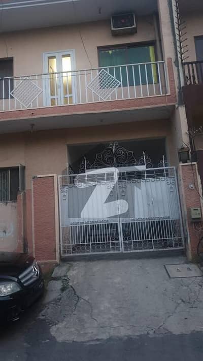 5.5 Marla House For Sale In G-10/4 CDA Transfer