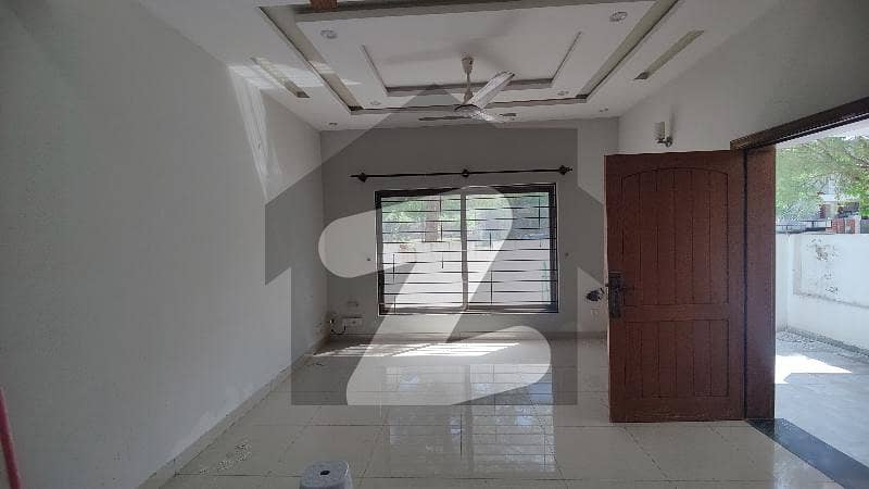 Bahria Enclave Sector B1 5 Marla House Available For Rent