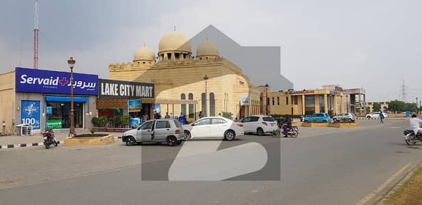5 Marla Commercial Building Available For Sale on Main Boulevard In Lake City Lahore