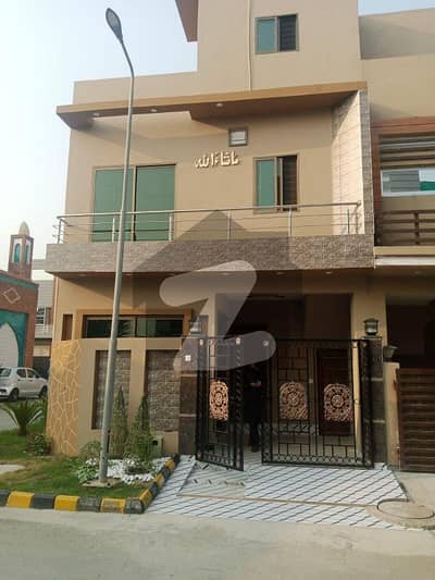 الکبیر ٹاؤن رائیونڈ روڈ,لاہور میں 4 کمروں کا 3 مرلہ مکان 40.0 ہزار میں کرایہ پر دستیاب ہے۔