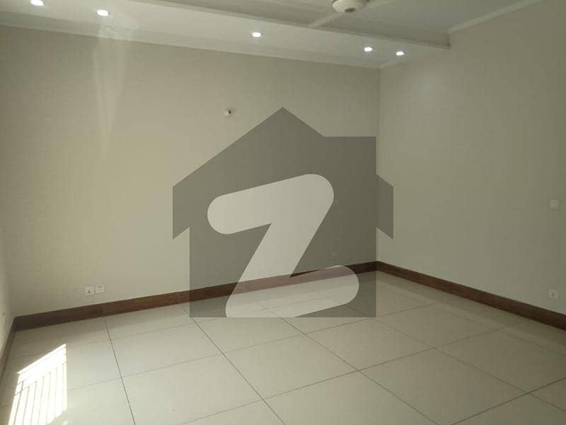 1 Kanal Upper Portion Modern Design Like Brand New House For Rent In AA Block Phase 4 DHA