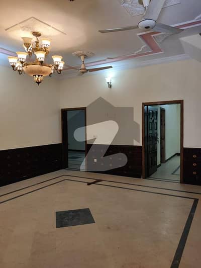 کالٹکس روڈ راولپنڈی میں 2 کمروں کا 10 مرلہ زیریں پورشن 42.0 ہزار میں کرایہ پر دستیاب ہے۔
