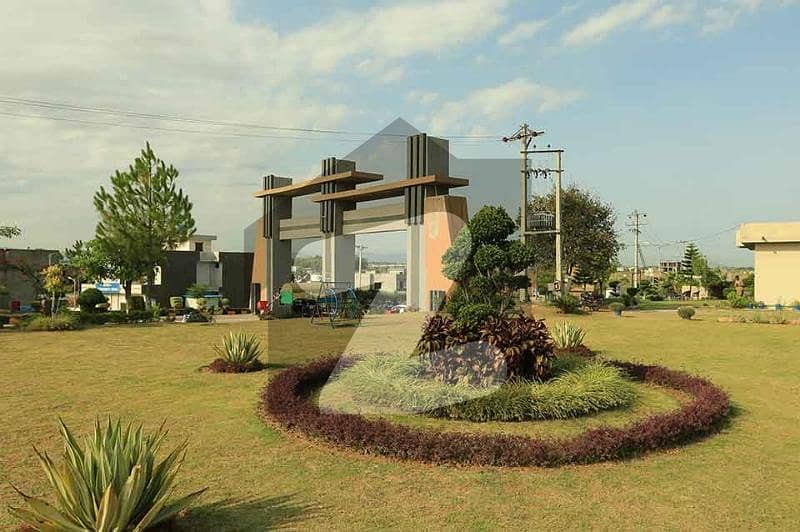 Cutting Plot Available For Sale In University Town Islamabad