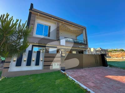 10 Marla Brand New House