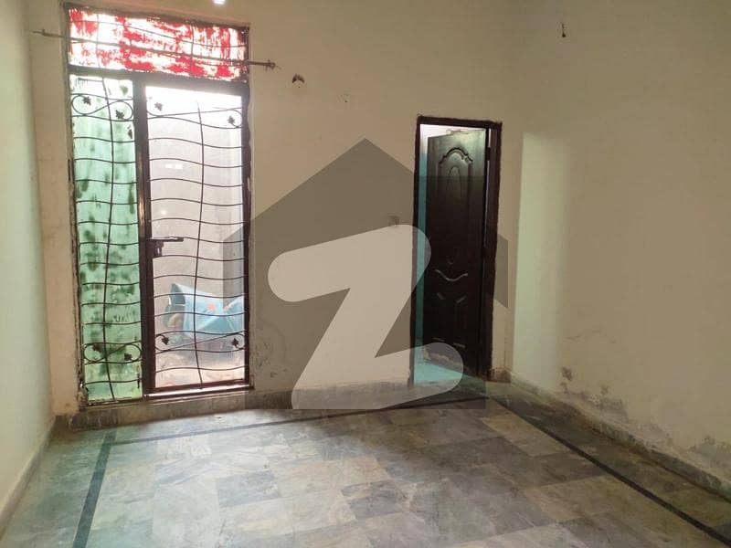 برکی روڈ کینٹ,لاہور میں 3 کمروں کا 3 مرلہ مکان 70.0 لاکھ میں برائے فروخت۔