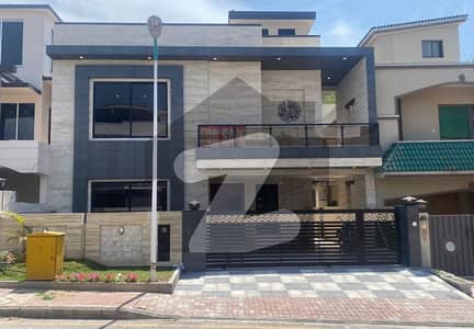 16 MARLA HOUSE FOR SALE IN OVERSEAS ENCLAVE