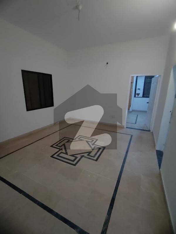 FLAT FOR SALE 3BED DD 3RD FLOOR WEST OPEN CAR PARKING BOUNDARIES SECURITY GUARD TILES FLOORING NEW KITCHEN 3ATTACHED BATH NEARBY HASAN SQUARE BLOCK 13 A GULS E IQBAL
