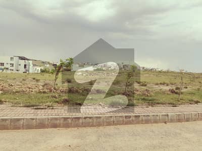 2.7 Kanal (54 Marla) Ready for Construction Plot Available for Sale in Bahria Hamlet