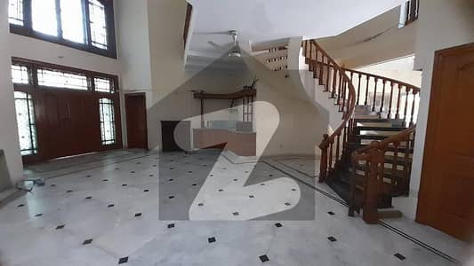Double Unite 2 Kanal House Available For Rent In DHA Phase 3