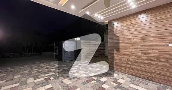2 Kanal Full House Available For Sale In DHA Phase 8 Lahore