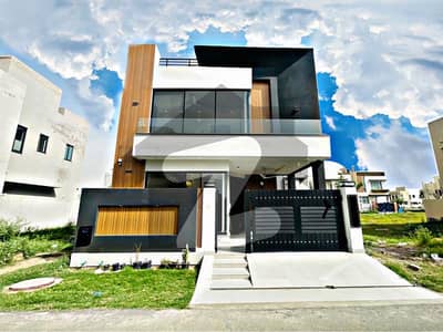 DESIGNER 5 MARLA HOUSE FOR SALE IN DHA LAHORE
