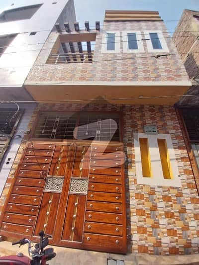 Good Location 3.5 Marla Double Story House For Sale In Samnabad
