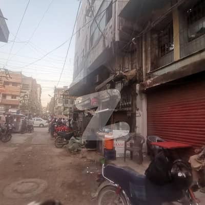 Shop for rent in tariq road