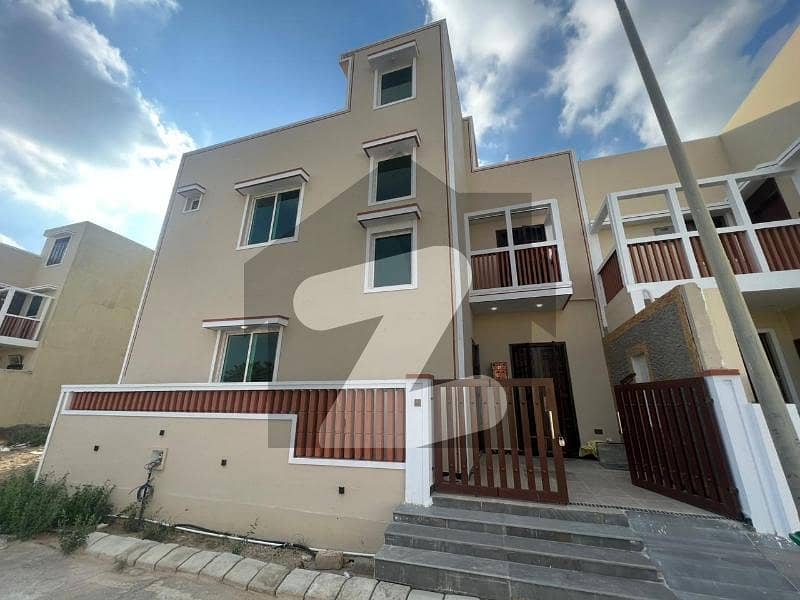 نیا ناظم آباد کراچی میں 4 کمروں کا 5 مرلہ مکان 2.85 کروڑ میں برائے فروخت۔