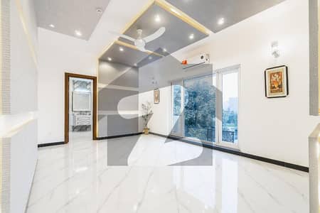 1 Kanal Portion of Modern Design House For Rent in Best Location of DHA