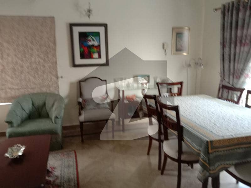 ڈی ایچ اے فیز 3 ڈیفنس (ڈی ایچ اے),لاہور میں 5 کمروں کا 1 کنال مکان 5.9 کروڑ میں برائے فروخت۔
