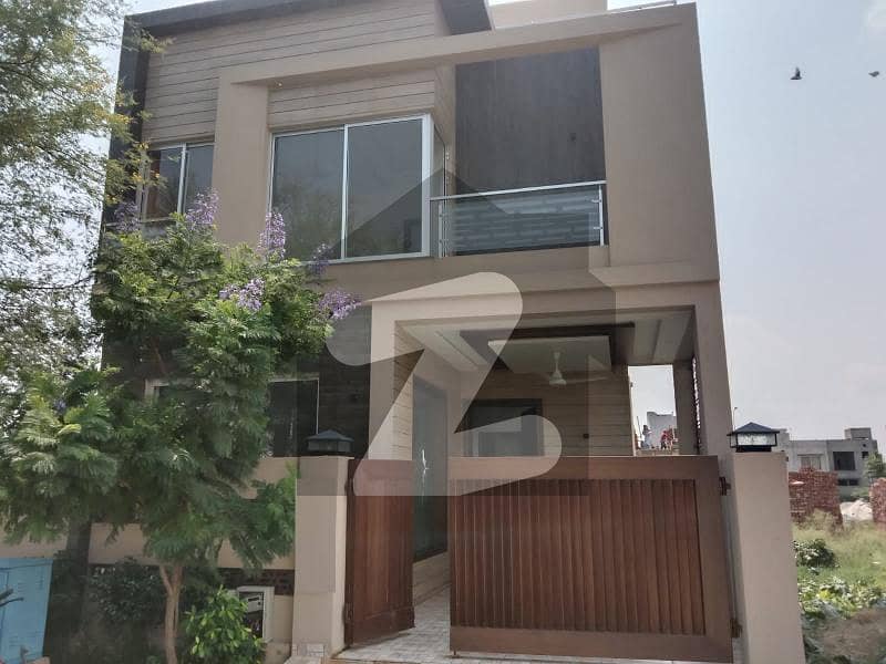 5 Marla Ideal Design Bungalow For Sale In DHA Phase 5-D