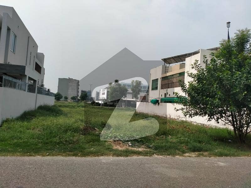 OWNER NEEDY 1 KANAL PLOT NEXT TO PARK URGENT FOR SALE